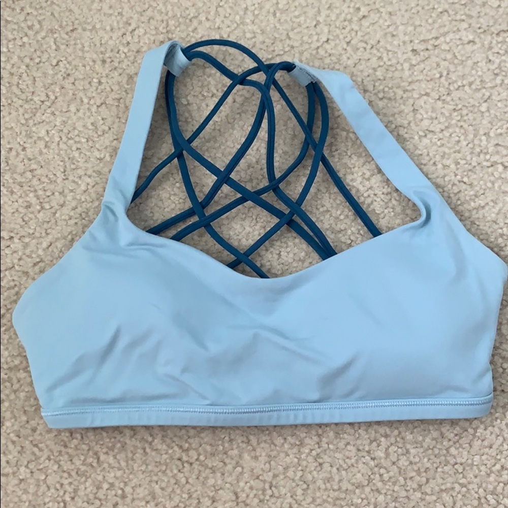 Lululemon Free To Be Bra
